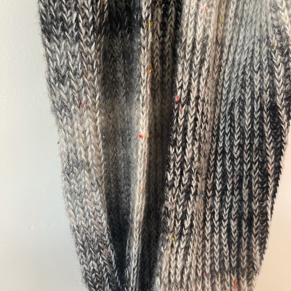 Infinity Scarf - Picture 10 of 10